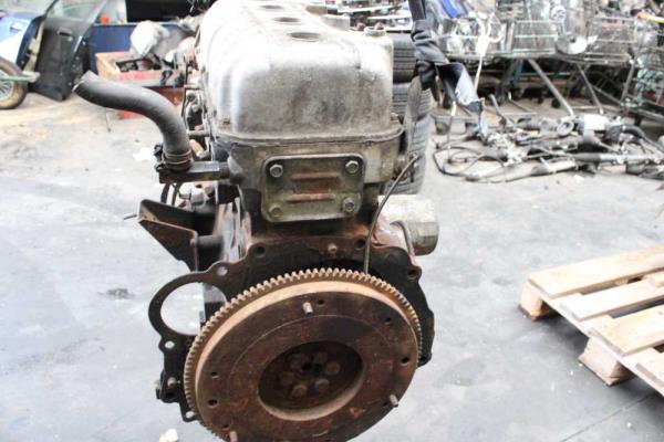 MOTEUR MAZDA ANCETRE ??? 626/929 - Vue 5